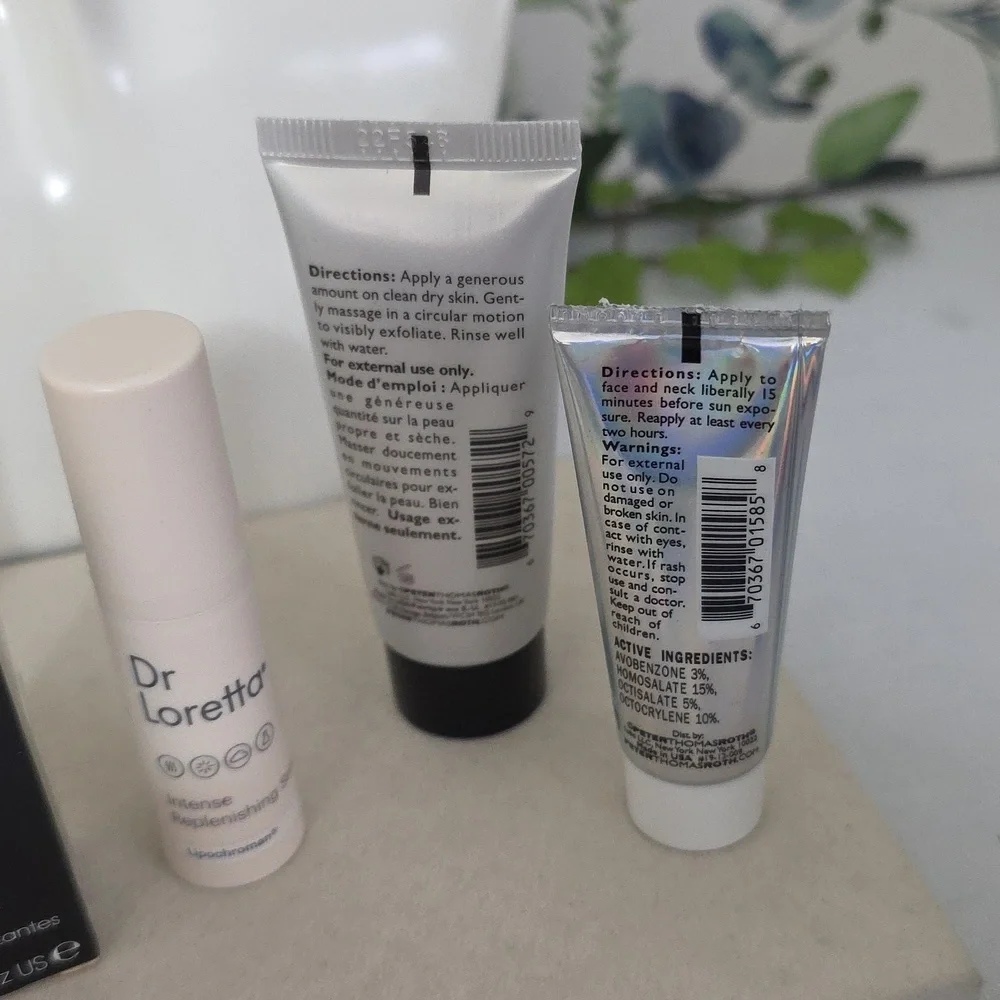 Bundle Of Sample Size Tarte St Tropez Peter Thomas Roth Benefit  New